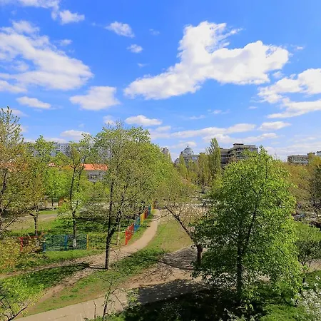 On Obolonskiy Prospect 16v Apartamento *